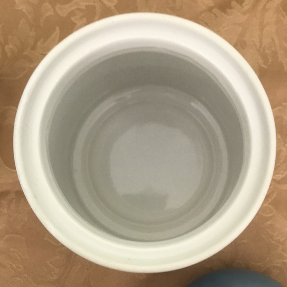 Vintage Canisters - Picture 3 of 8